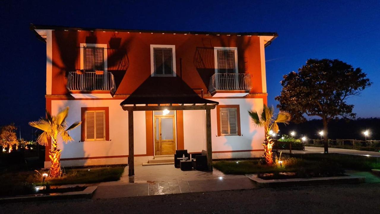 Agriturismo Il Casale Понте-Галерия Экстерьер фото