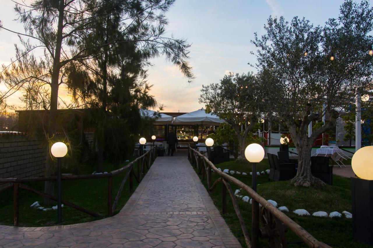 Agriturismo Il Casale Понте-Галерия Экстерьер фото